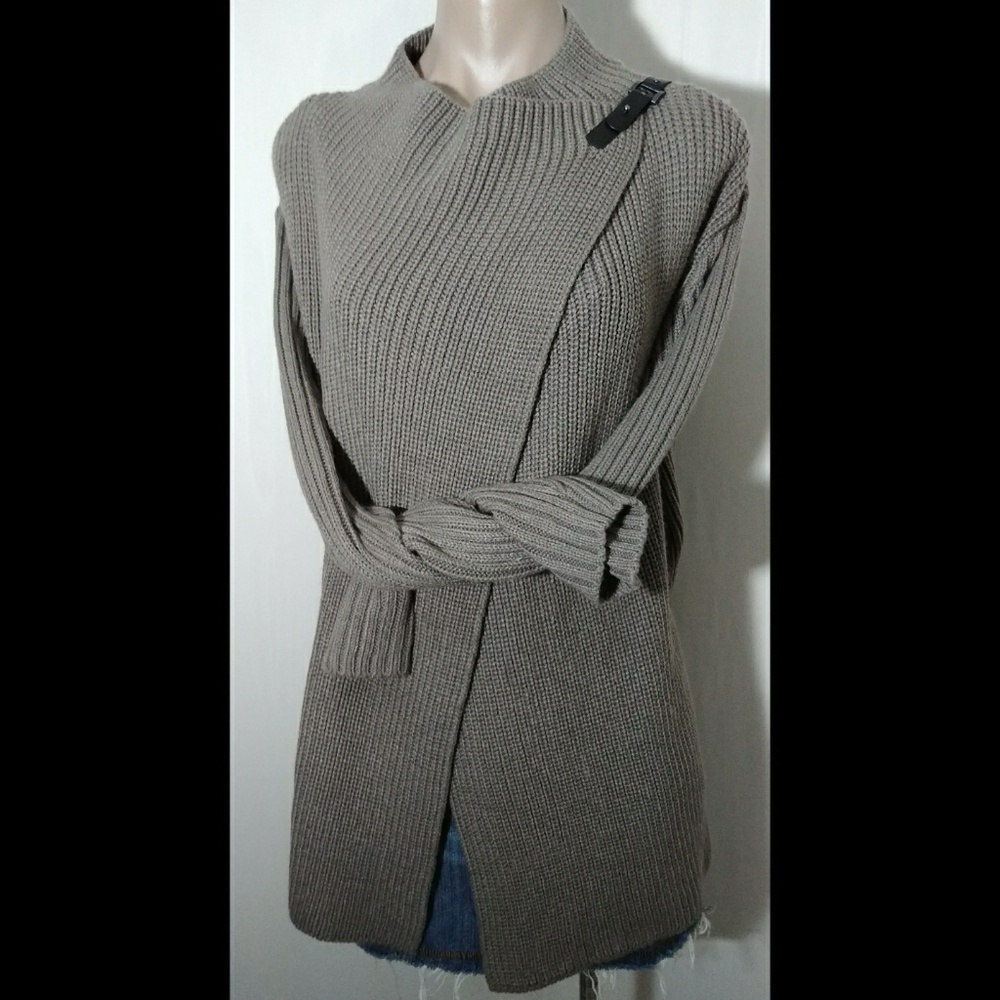 ELLEN TRACY BUCKLE CARDIGAN WRAP SWEATER CAMEL TON